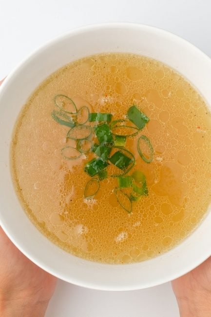 gà bằng đá trắng phong tủy gà bằng đá trắng phong tủy