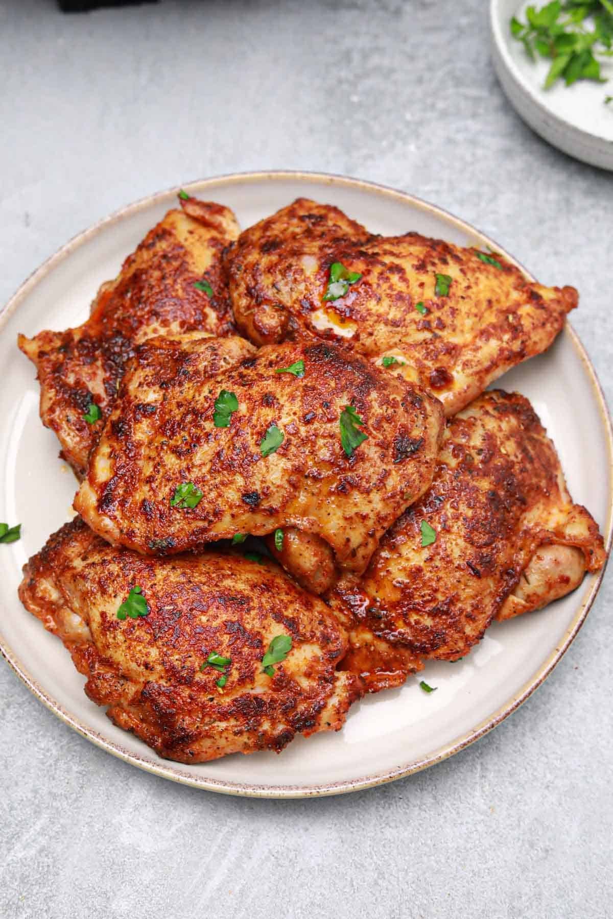 cách làm xích nuôi gà đá,1. Chuẩn bị môi trường sống cho gà đá cách làm xích nuôi gà đá,1. Chuẩn bị môi trường sống cho gà đá